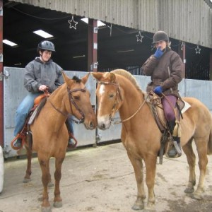 IMG 2605
Bex on Rocha
Katie on Buddy
05/04/08