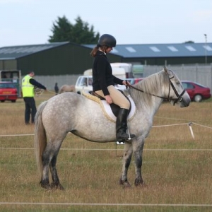 Hmm look at legd, not her head or my position, lol